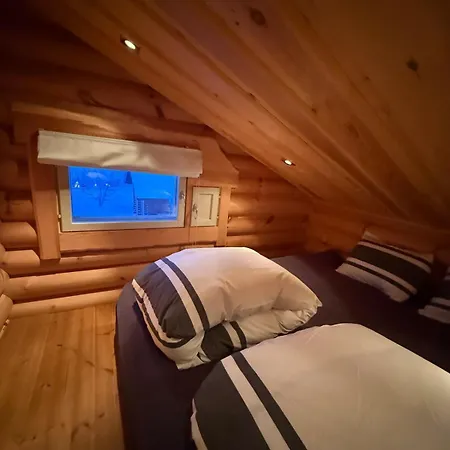 בית נופש Arctic Panorama With Private Sauna